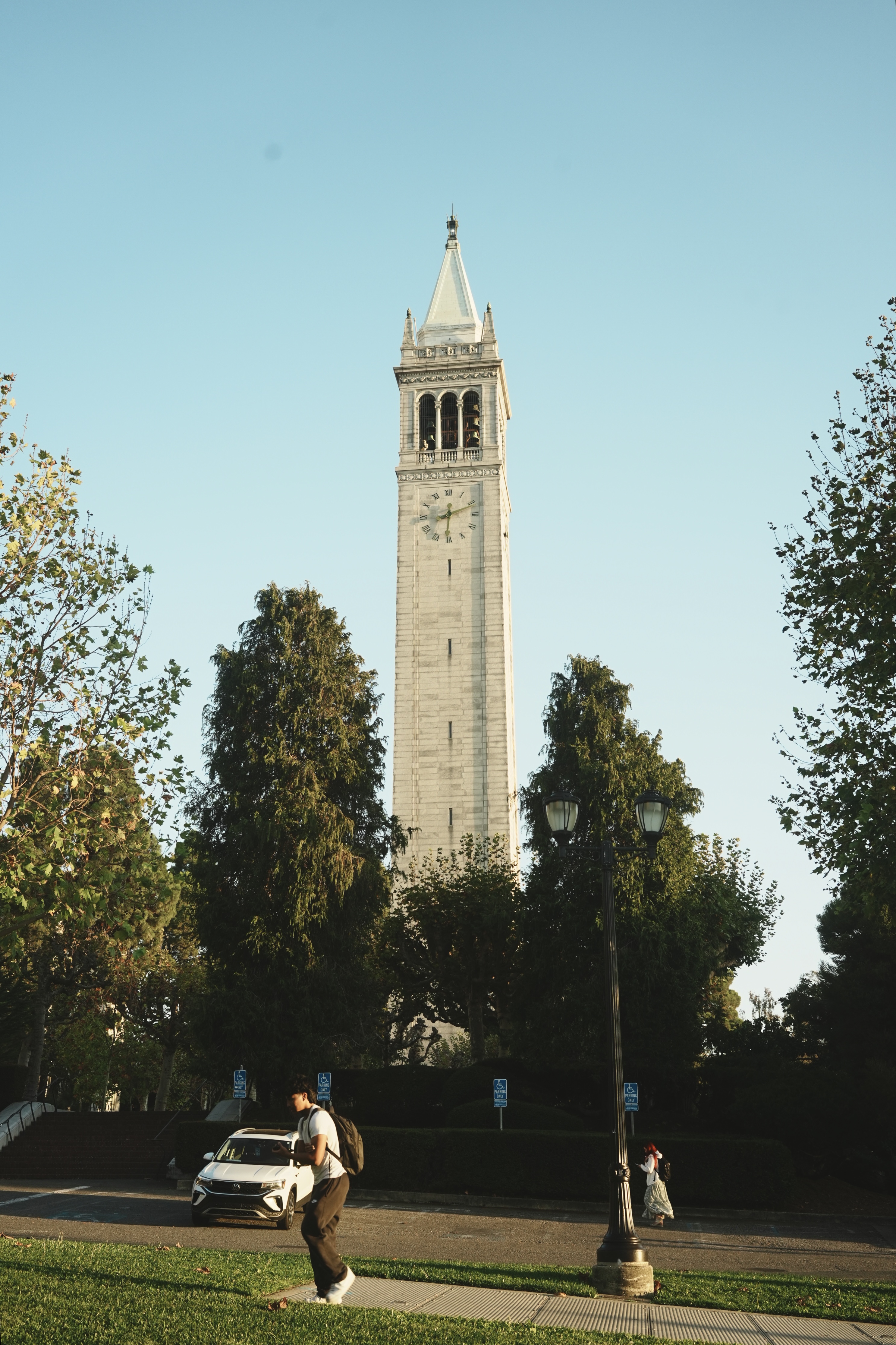 the campanile at uc berkeley