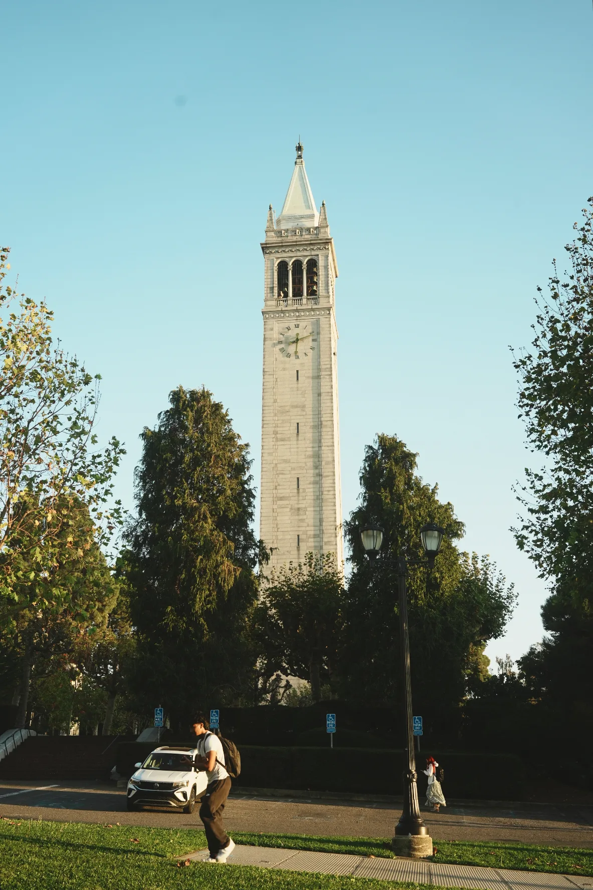the campanile at uc berkeley